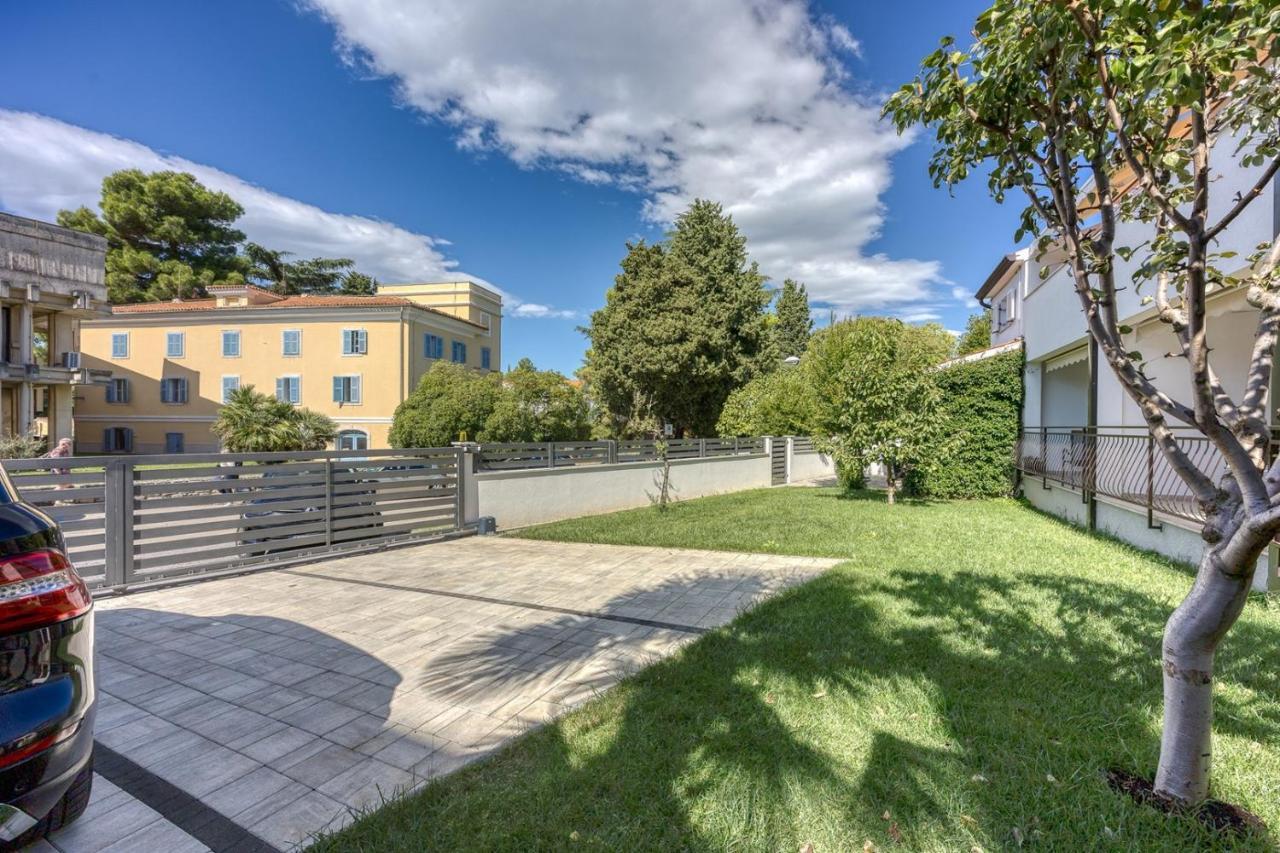 Apartments Claudio Πόρετς Εξωτερικό φωτογραφία